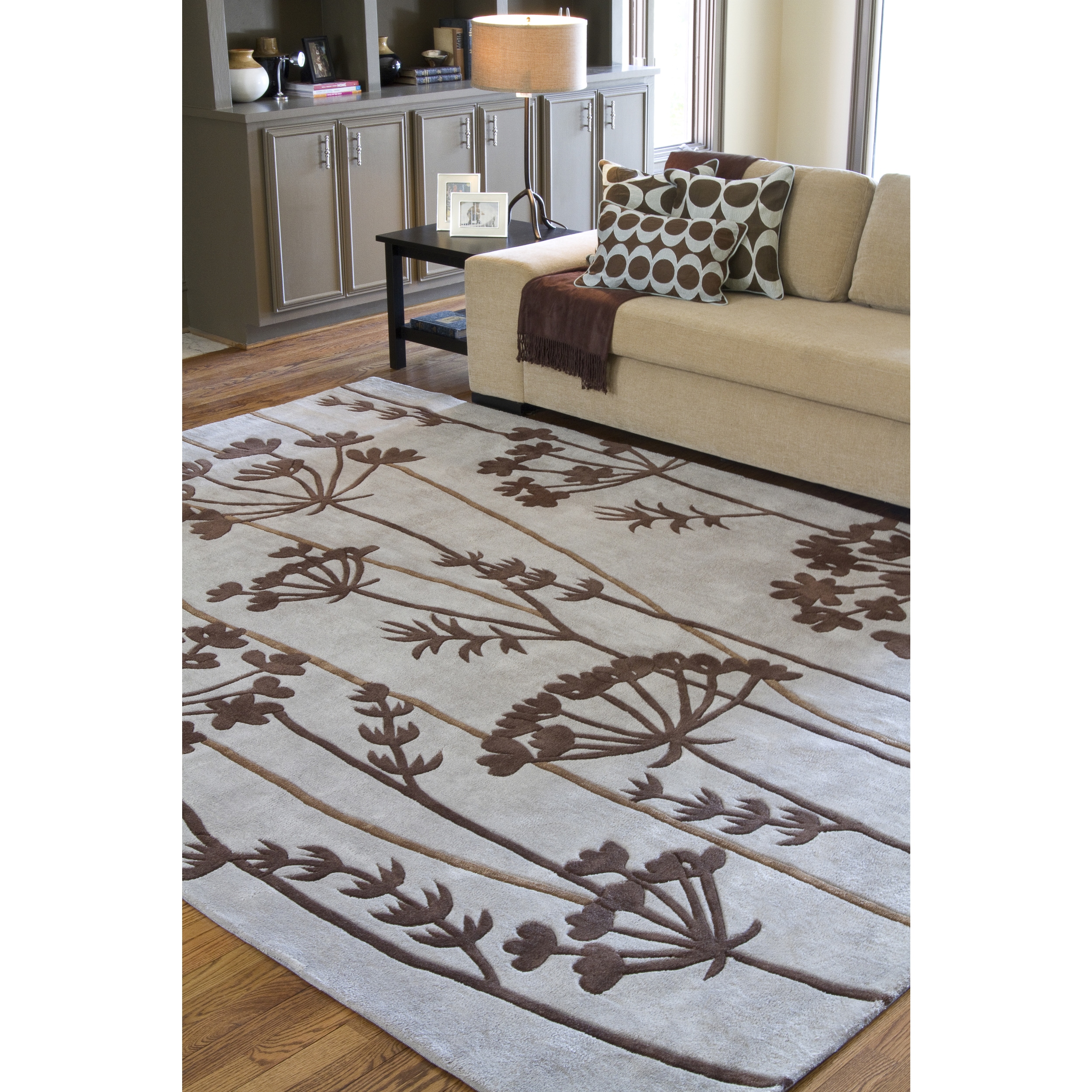 Hand tufted Hork Contemporary Floral Area Rug (5 X 8)