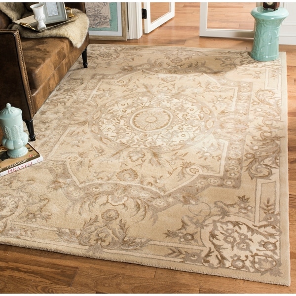Safavieh Handmade Savonnerie Sand Wool/ Viscose Rug - 8' x 10'
