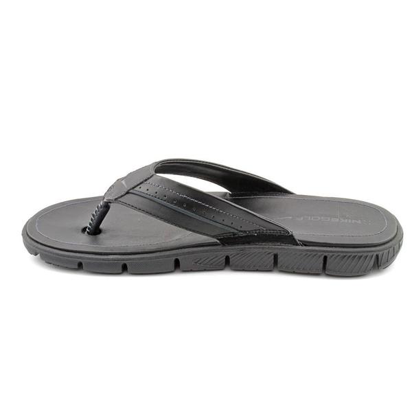 nike sandals size 10