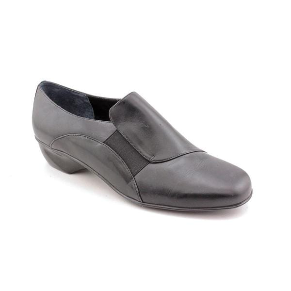 size 7 wide womens shoes