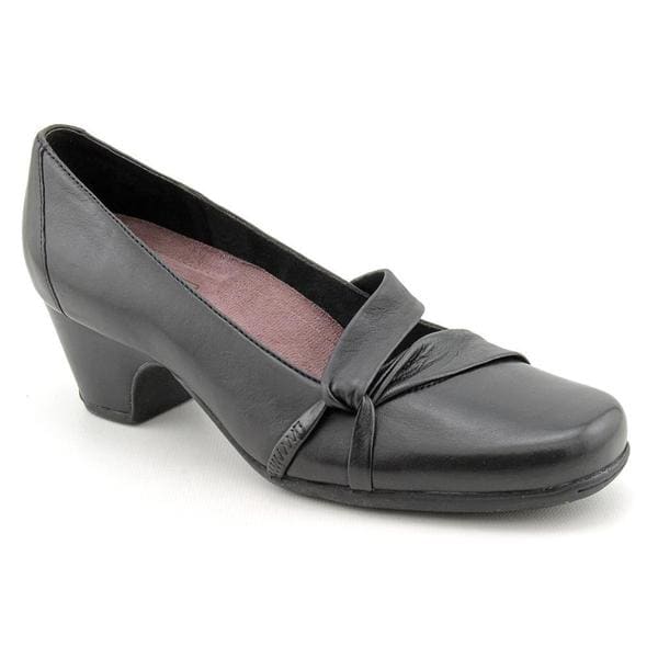 Clarks Artisan Women's 'Sugar Plum' Leather Dress Shoes (Size 5.5 ...