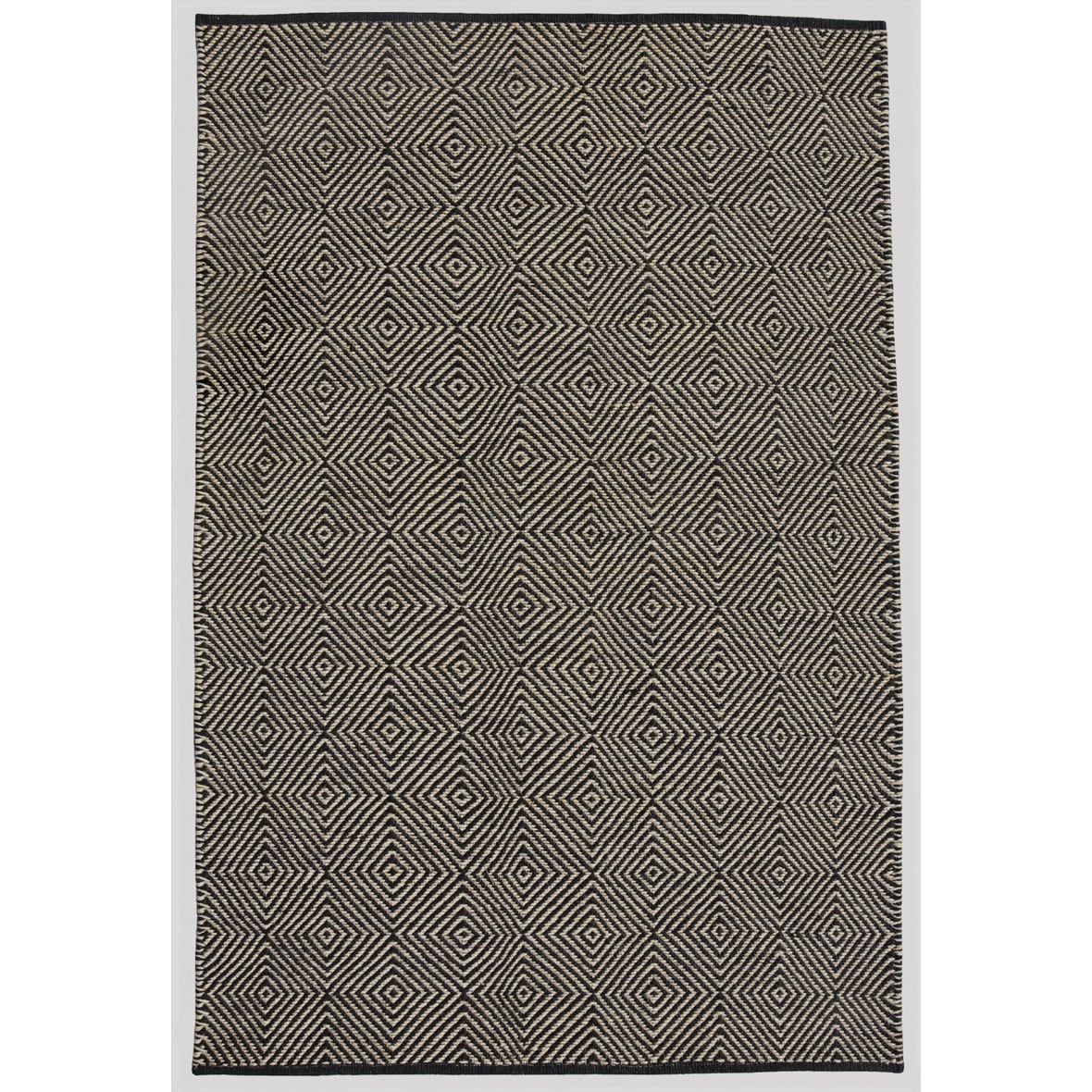 Hand woven Black Jute Rug (4 X 6)