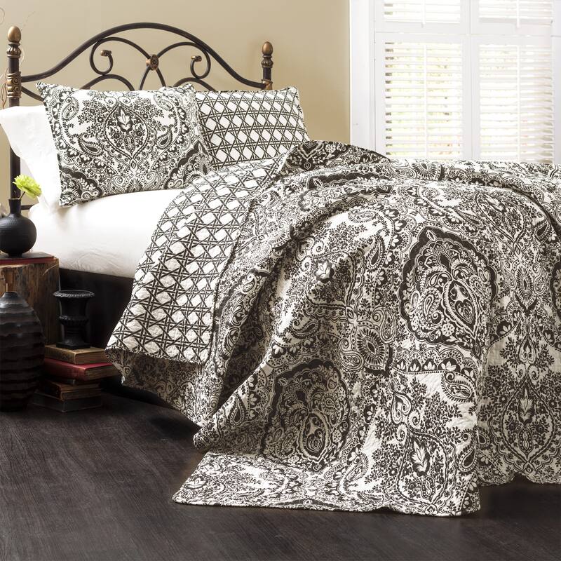 Gracewood Hollow Winchester Damask 3-piece Quilt Set