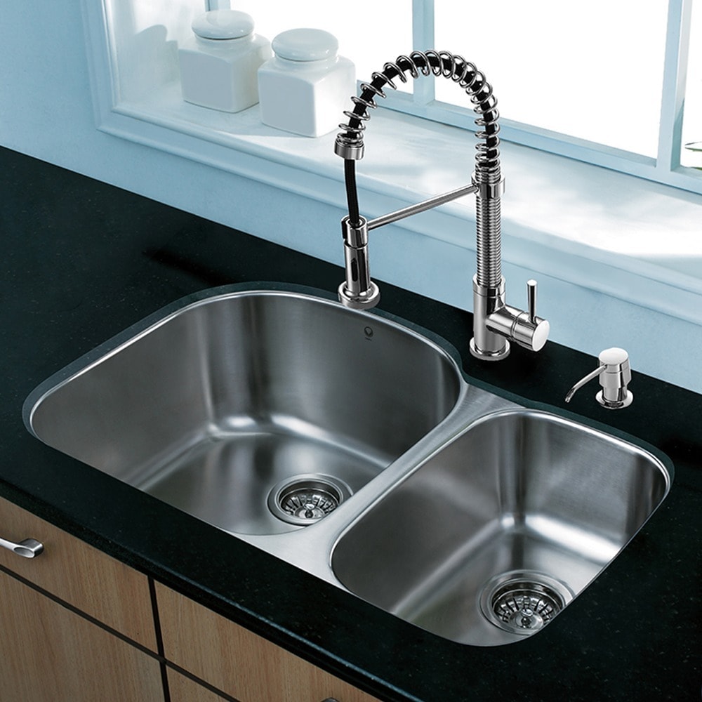 Vigo All in one 31 inch Undermount Stainless Steel Kitchen Sink And Chrome Faucet Set