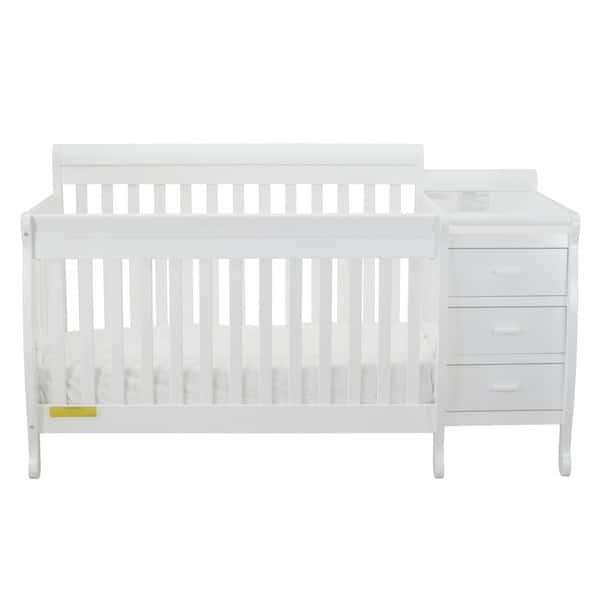 Shop Mikaila Milano 3 In1 Convertible Crib With Toddler Rail