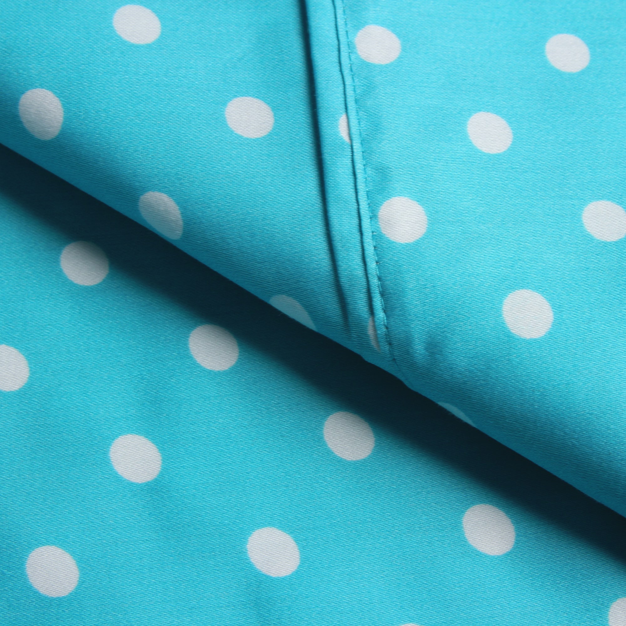 Wrinkle Resistant Polka Dot Sheet Set