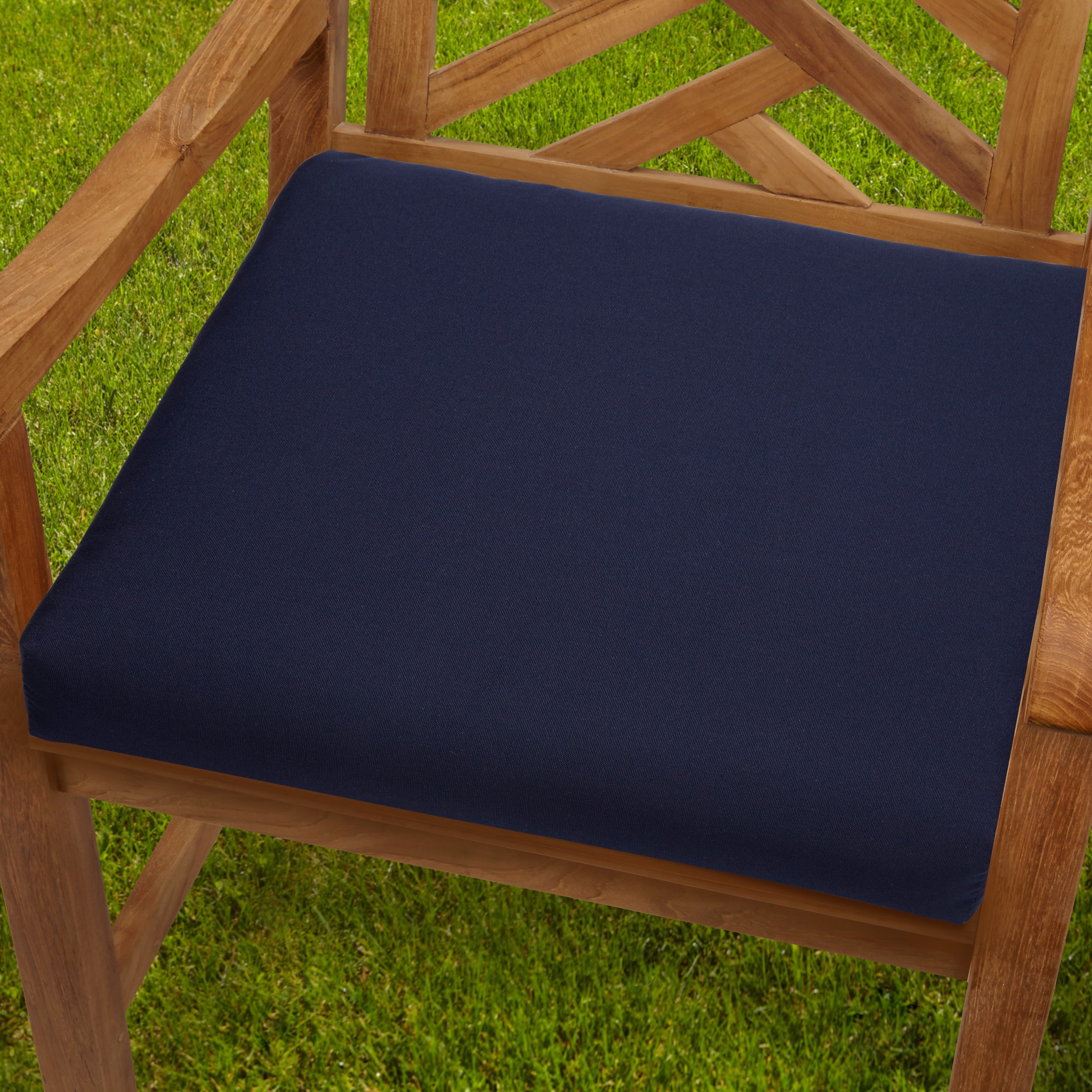 Bristol 19 inch Indoor/ Outdoor Navy Blue Chair Cushion Set With Sunbrella Fabric