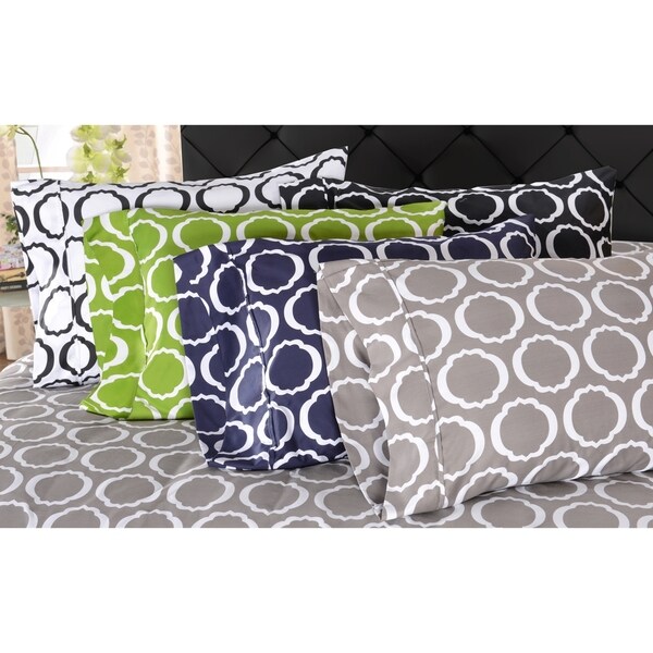 Soft Scroll Park Black Wrinkle Resistant 2-Piece King Pillowcase Set Cotton Blend 600 Thread Count