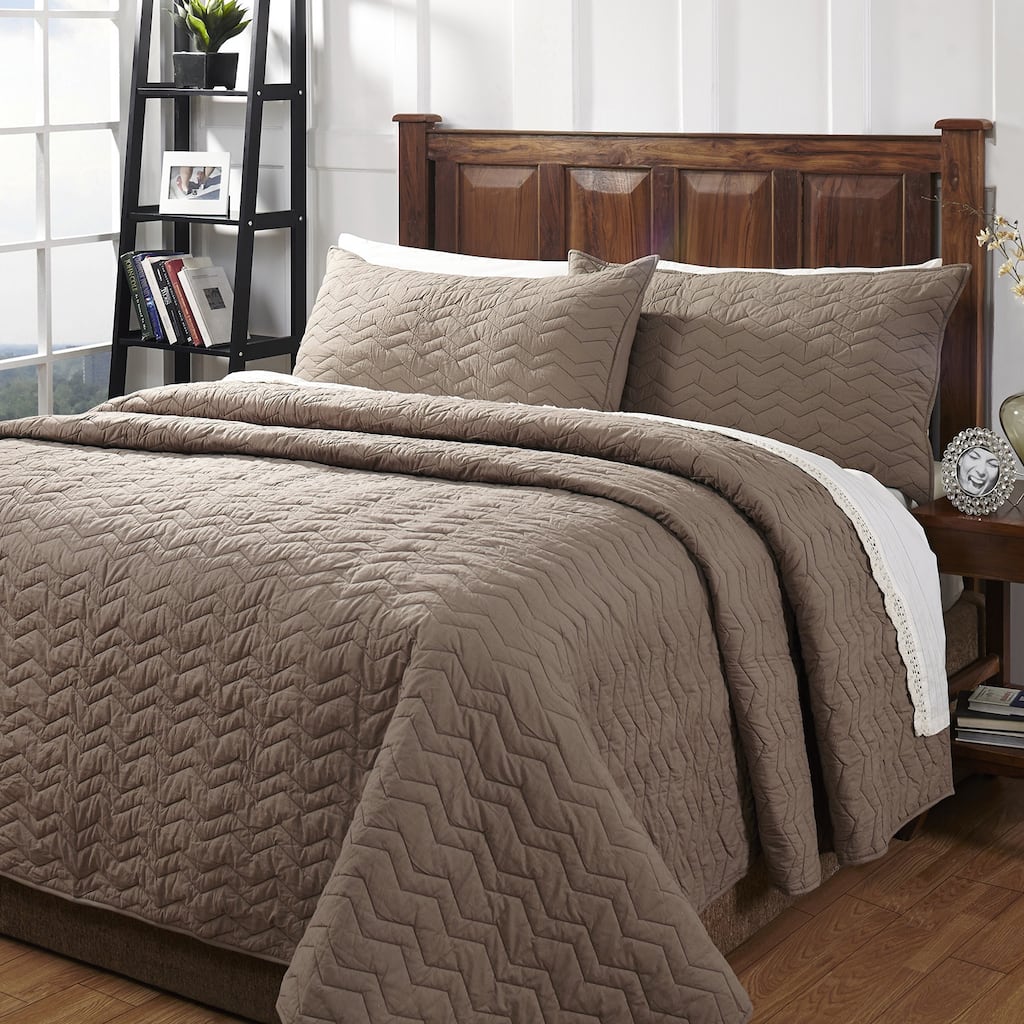 Zig Zag Taupe Textured 3-piece Cotton Quilt Set
