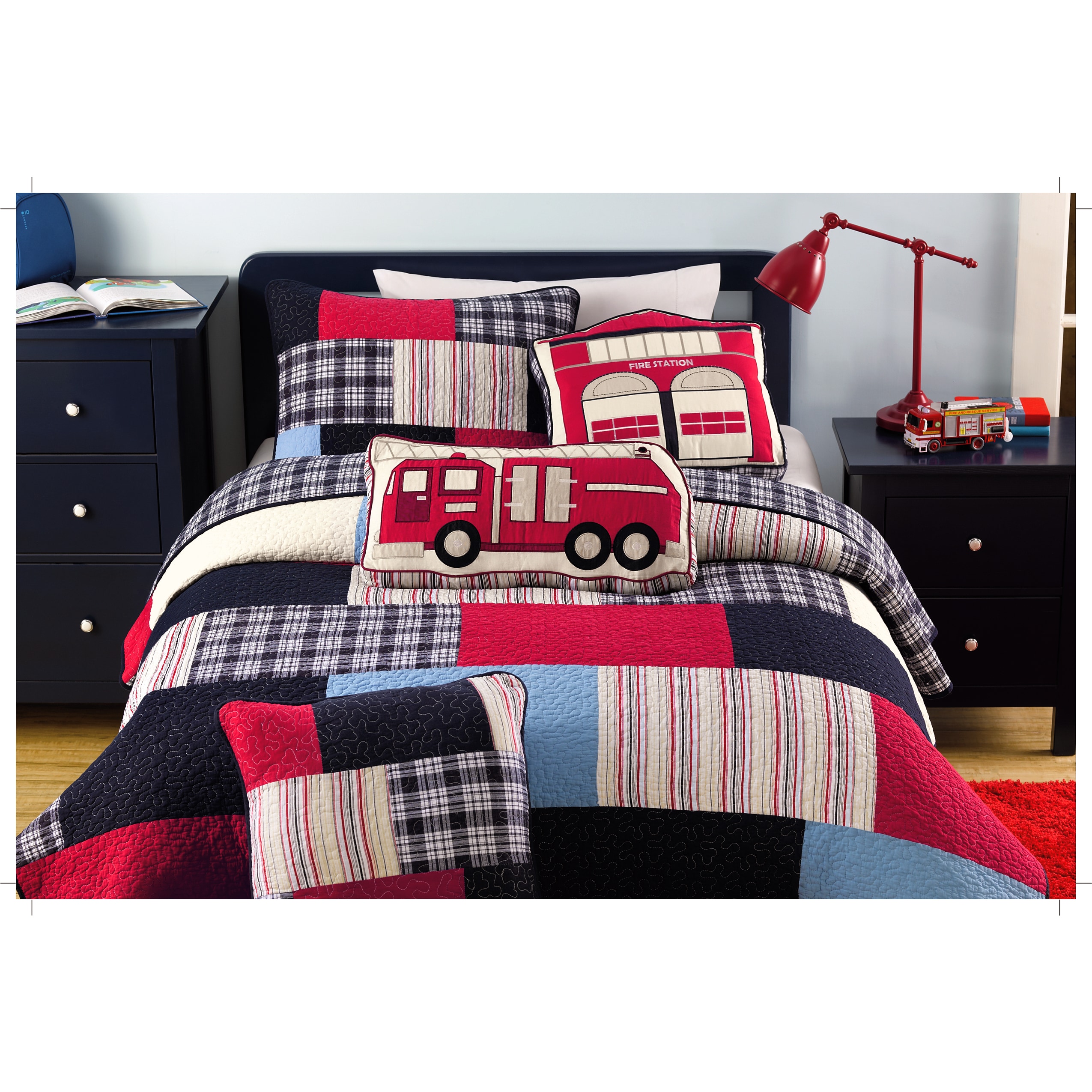 Thomas Firetruck Patchwork 3 Piece Quilt Set