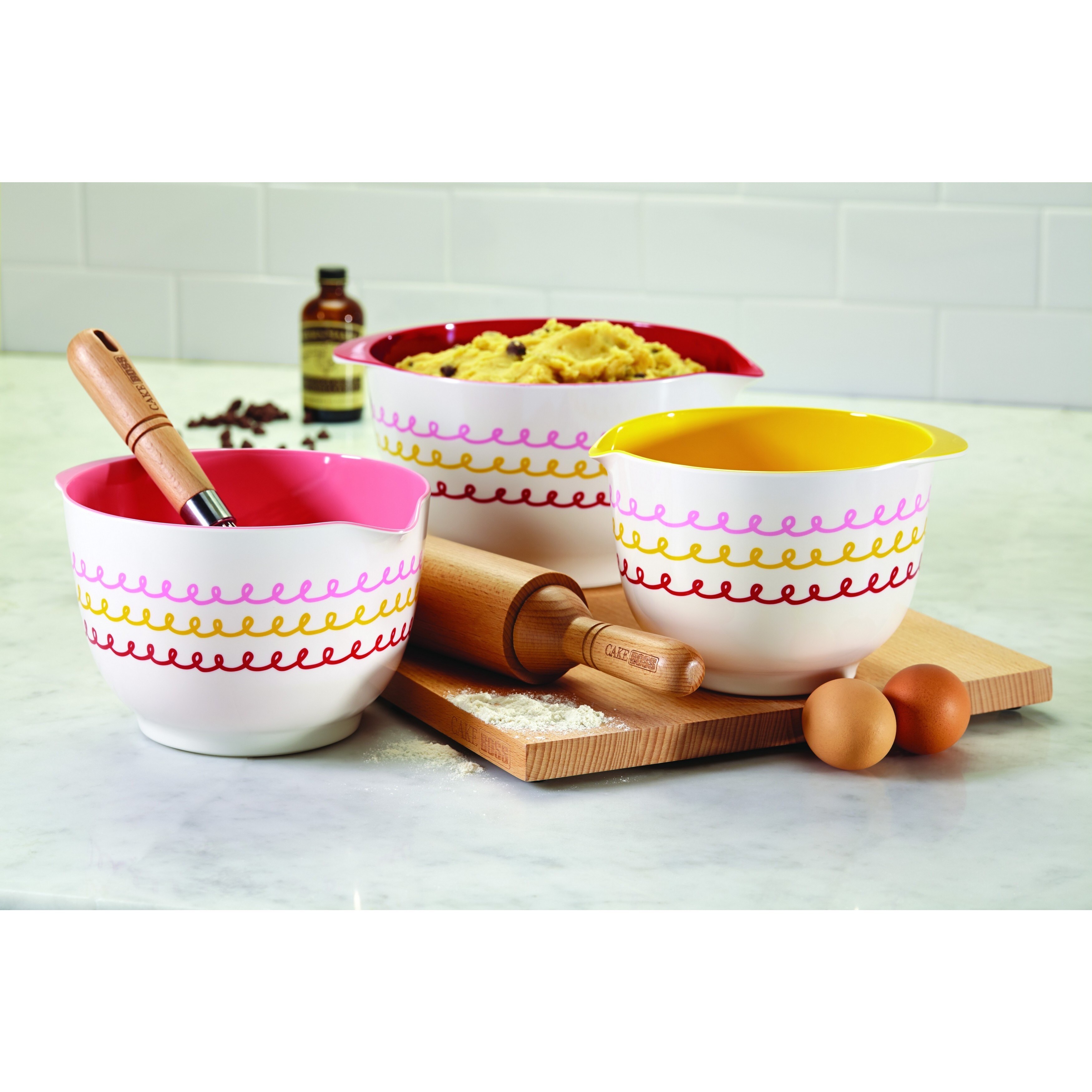 https://ak1.ostkcdn.com/images/products/9045434/Cake-Boss-Countertop-Accessories-3-Piece-Melamine-Mixing-Bowl-Set-Icing-Pattern-47de08c4-fd93-4fa5-9ffa-44eb7c688e0f.jpg