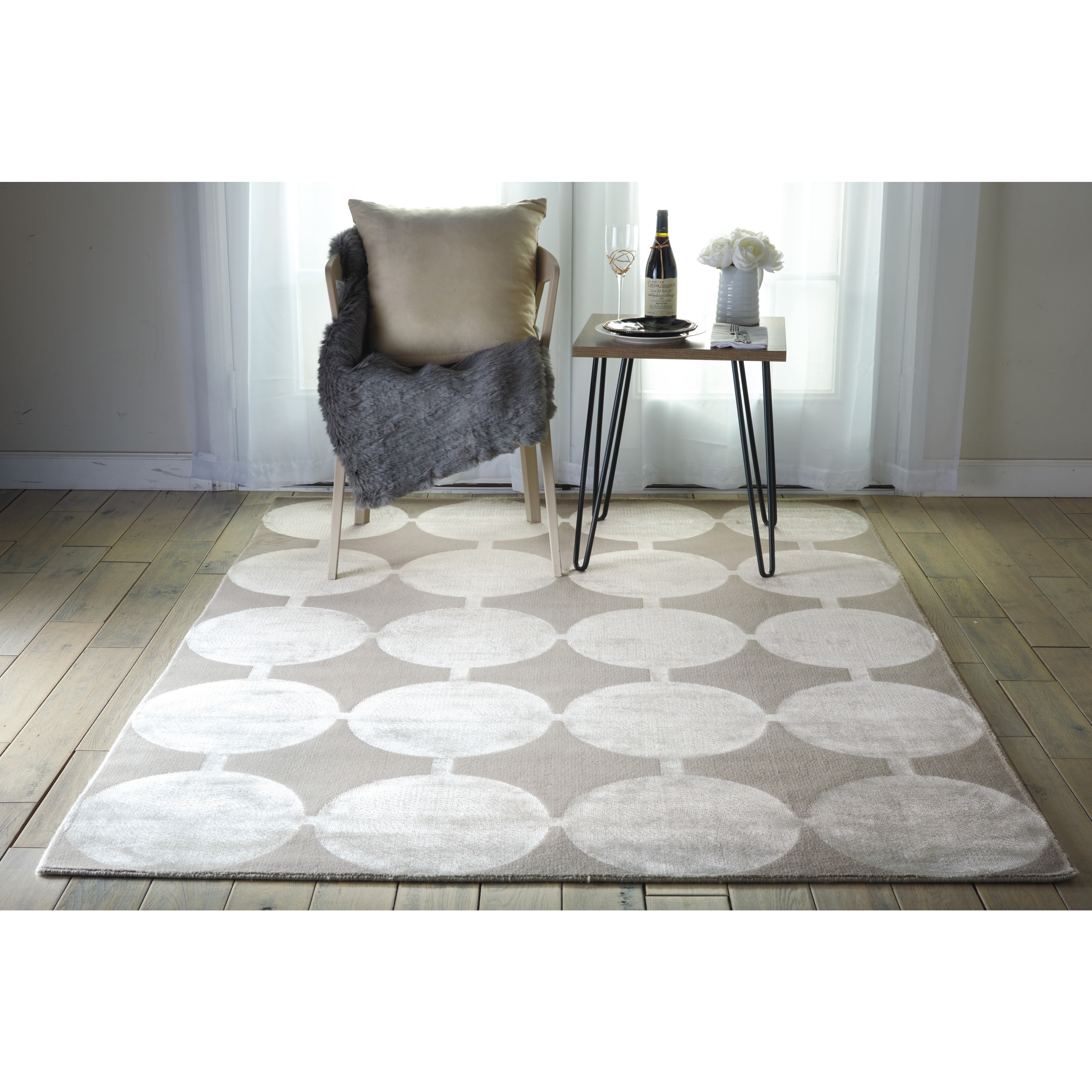 Nourison Luminance Feather Rug (53 X 75)