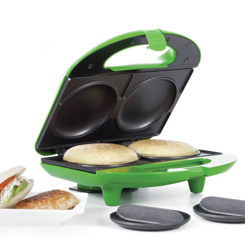 Holstein Housewares 2-in-1 Empanada and Arepa Multi Maker