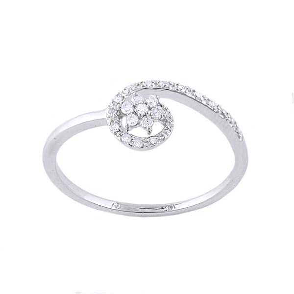 Beverly Hills Charm 10k White Gold 1/10ct TDW Diamond Flower Ring (H I