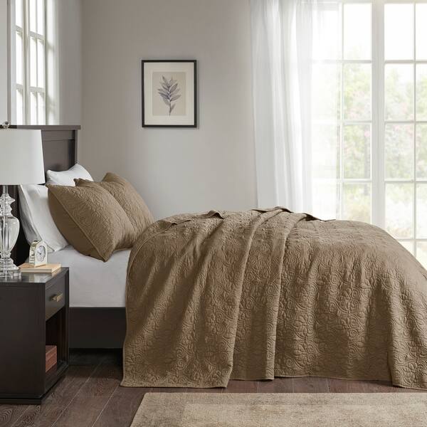 Shop Madison Park Mansfield Reversible Bedspread Set On Sale