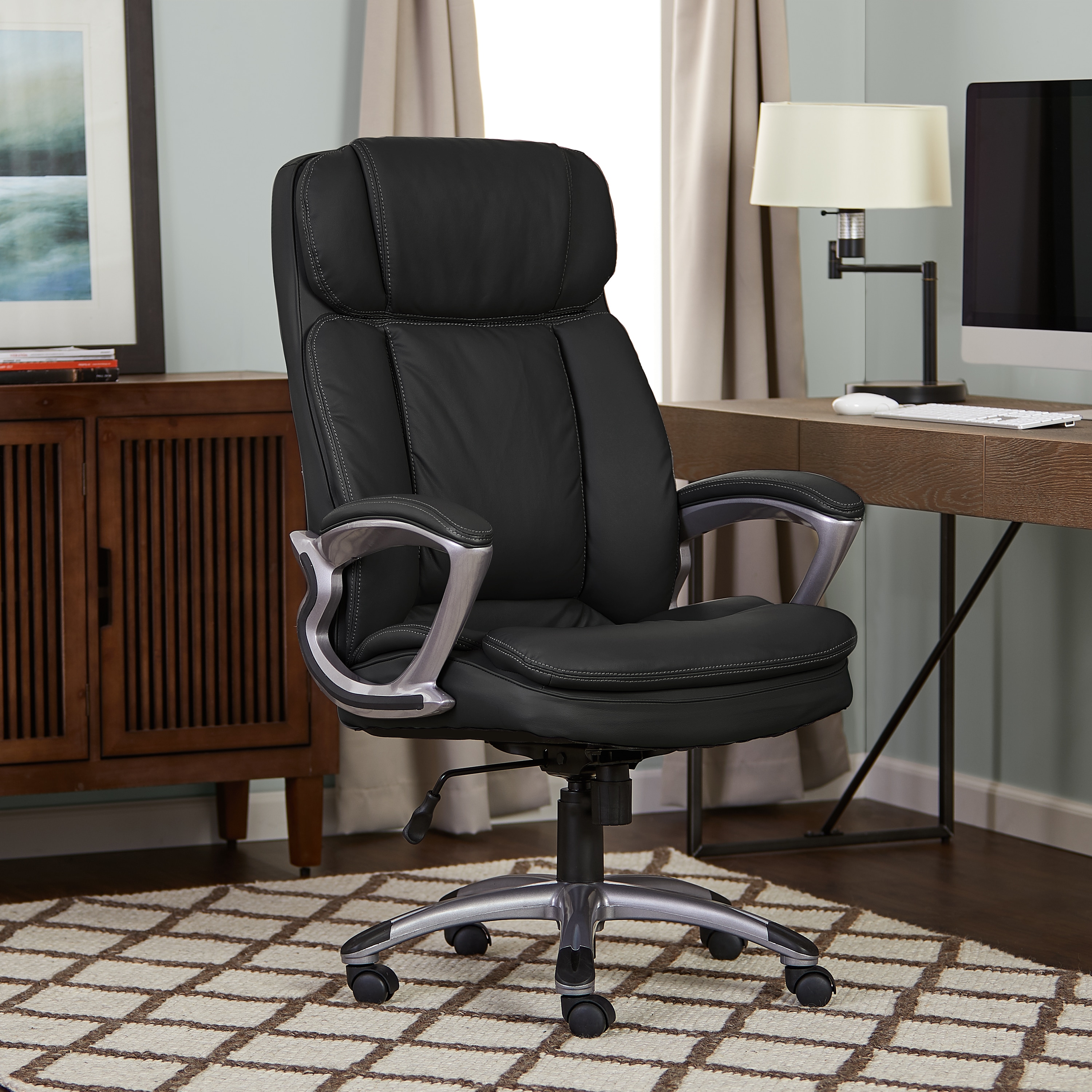 Shop Serta Executive Smooth Black Big And Tall Puresoft Faux