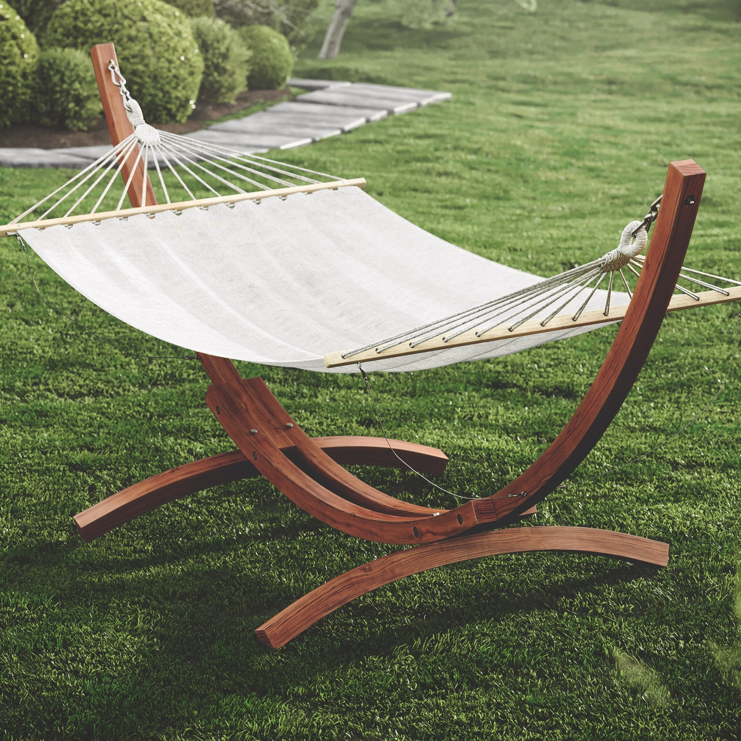 Corliving Wood Canyon Larch Wood Patio Hammock