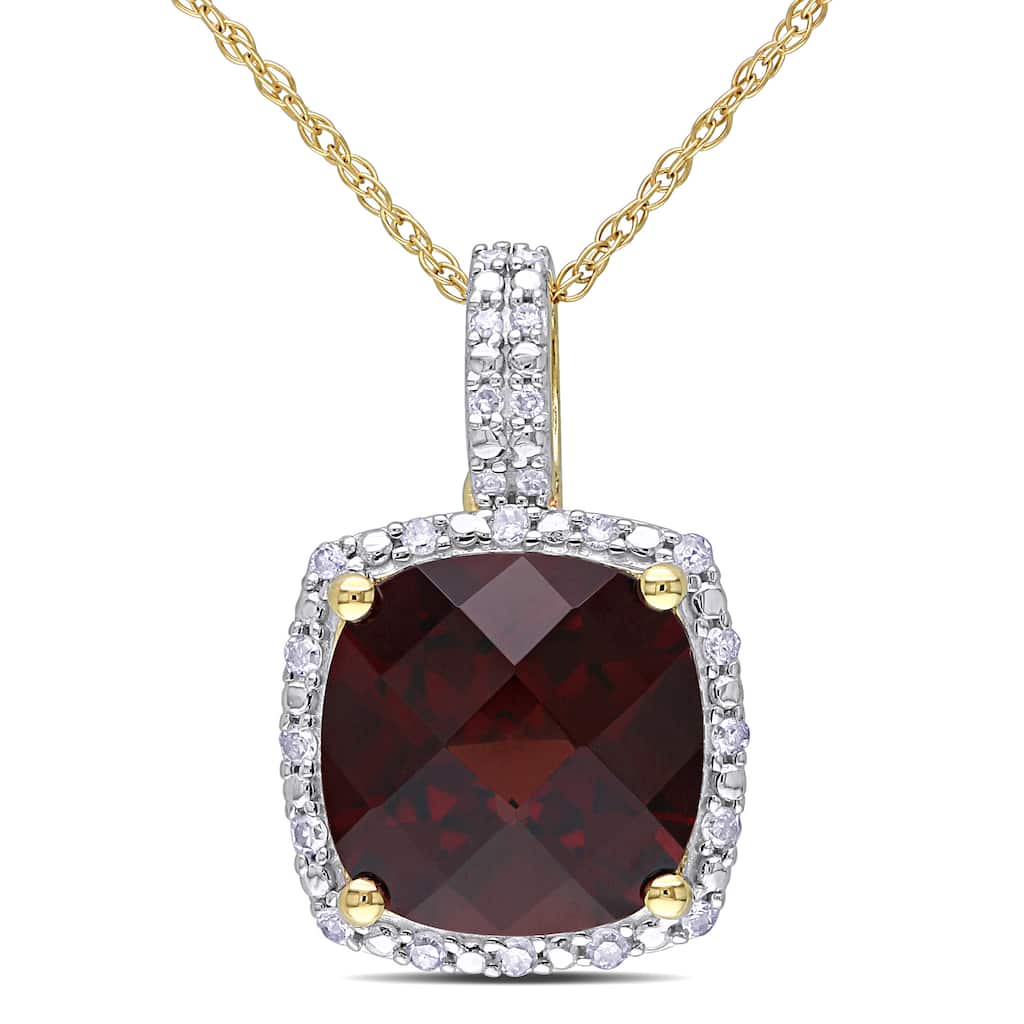 Miadora 10k Yellow Gold Garnet and 1/10ct TDW Diamond Necklace (H-I, I2-I3)