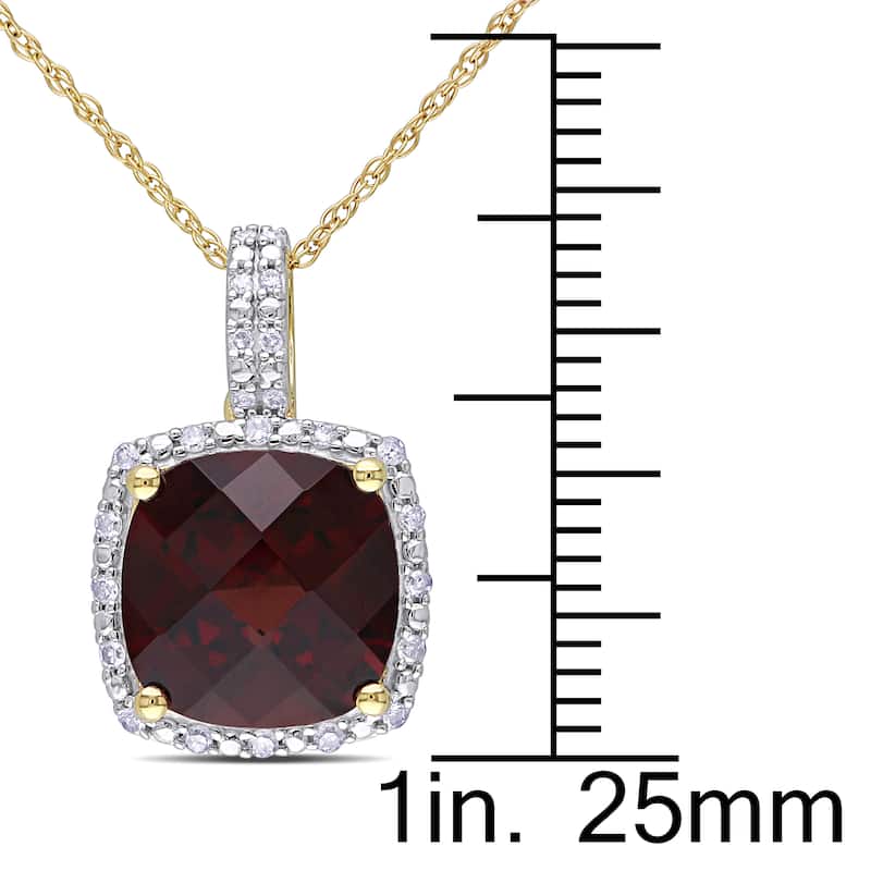 Miadora 10k Yellow Gold Garnet and 1/10ct TDW Diamond Necklace (H-I, I2-I3)
