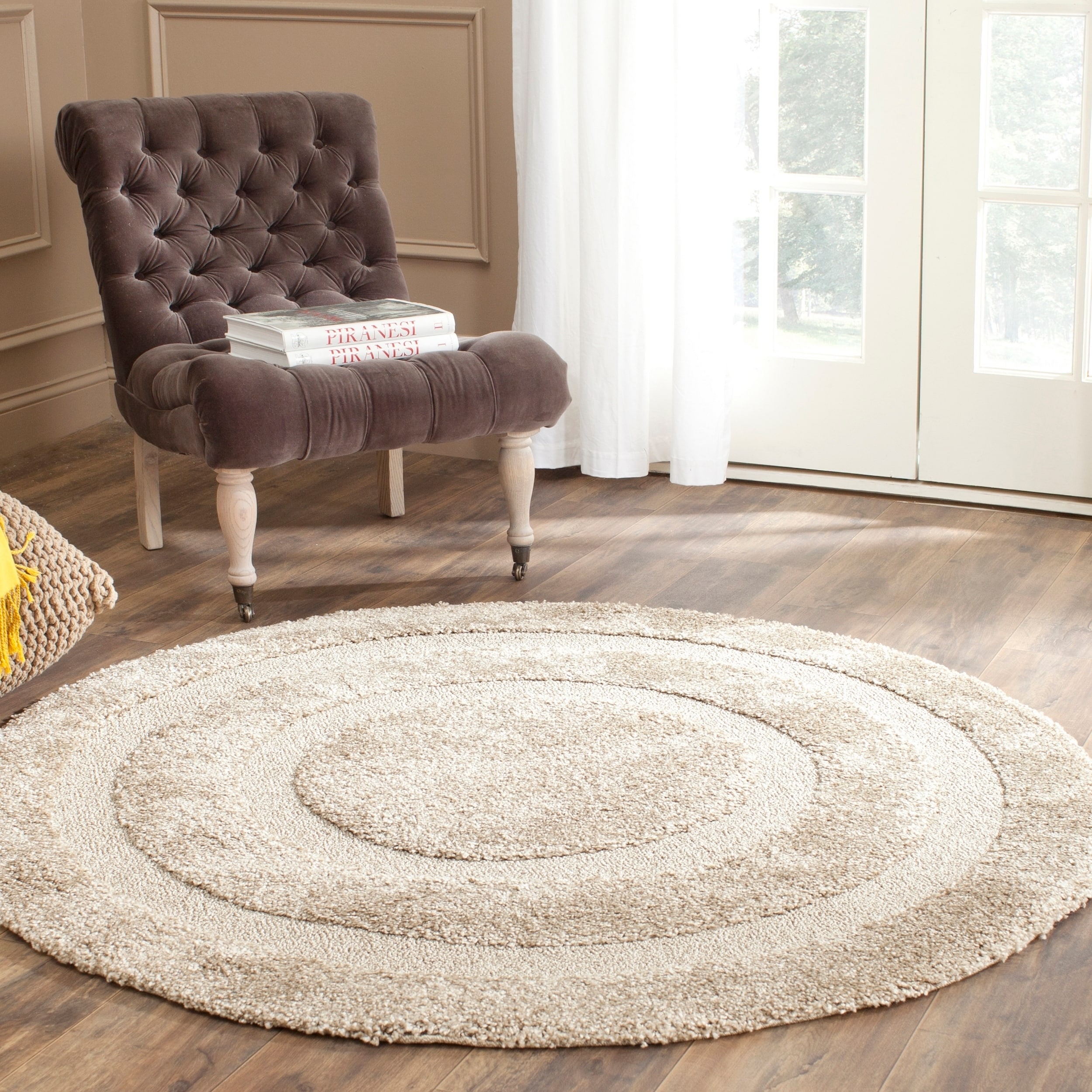 Safavieh Shag Beige/ Beige Rug (5 Round)