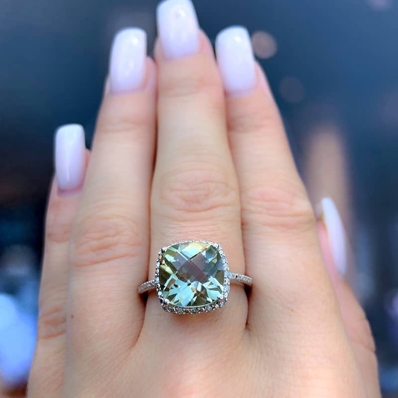 Miadora 10k White Gold Green Amethyst and 1/10ct TDW Diamond Ring (H-I, I2-I3)