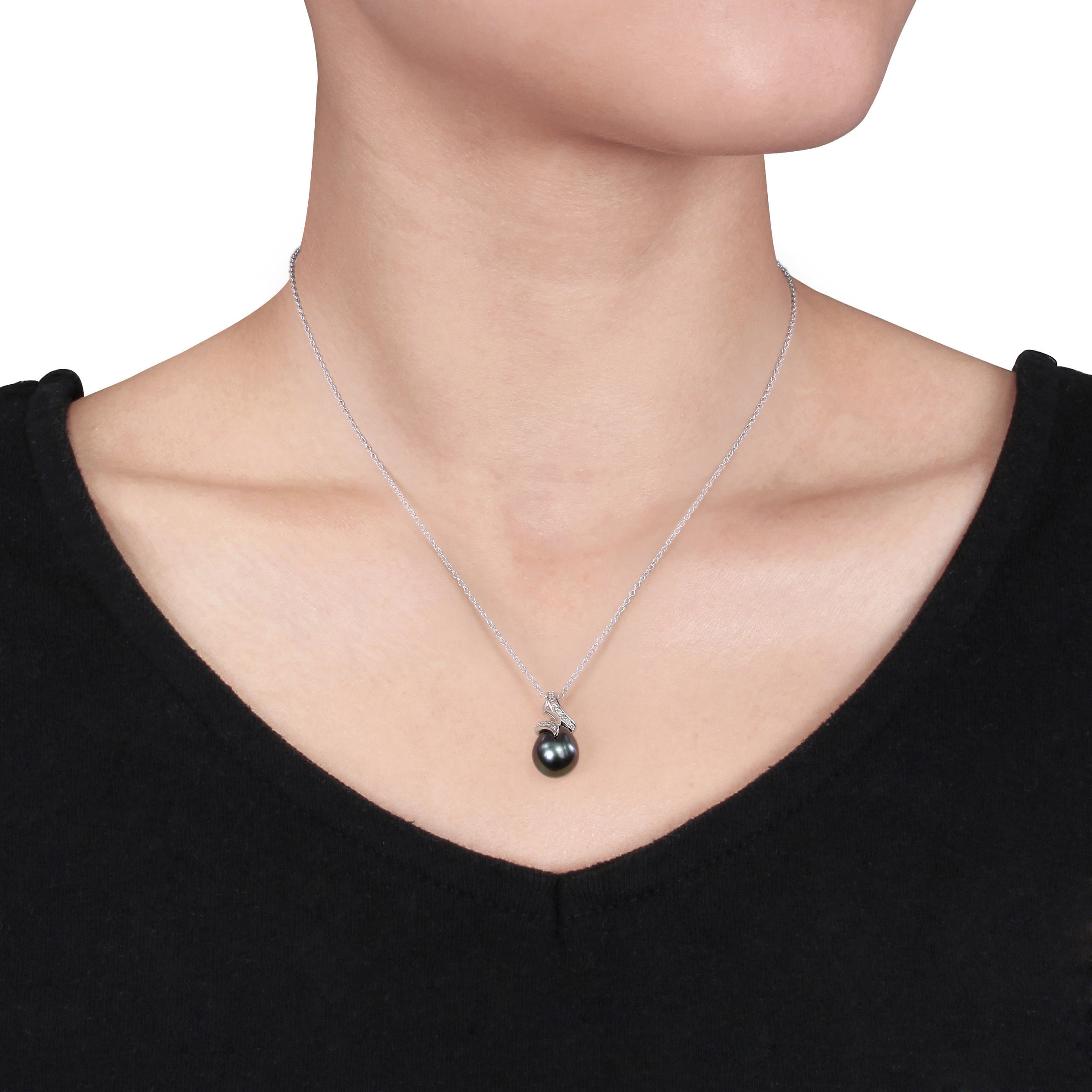 9-10 MM Tahitian Cultured Pearl Diamond Swirl Drop Necklace in 