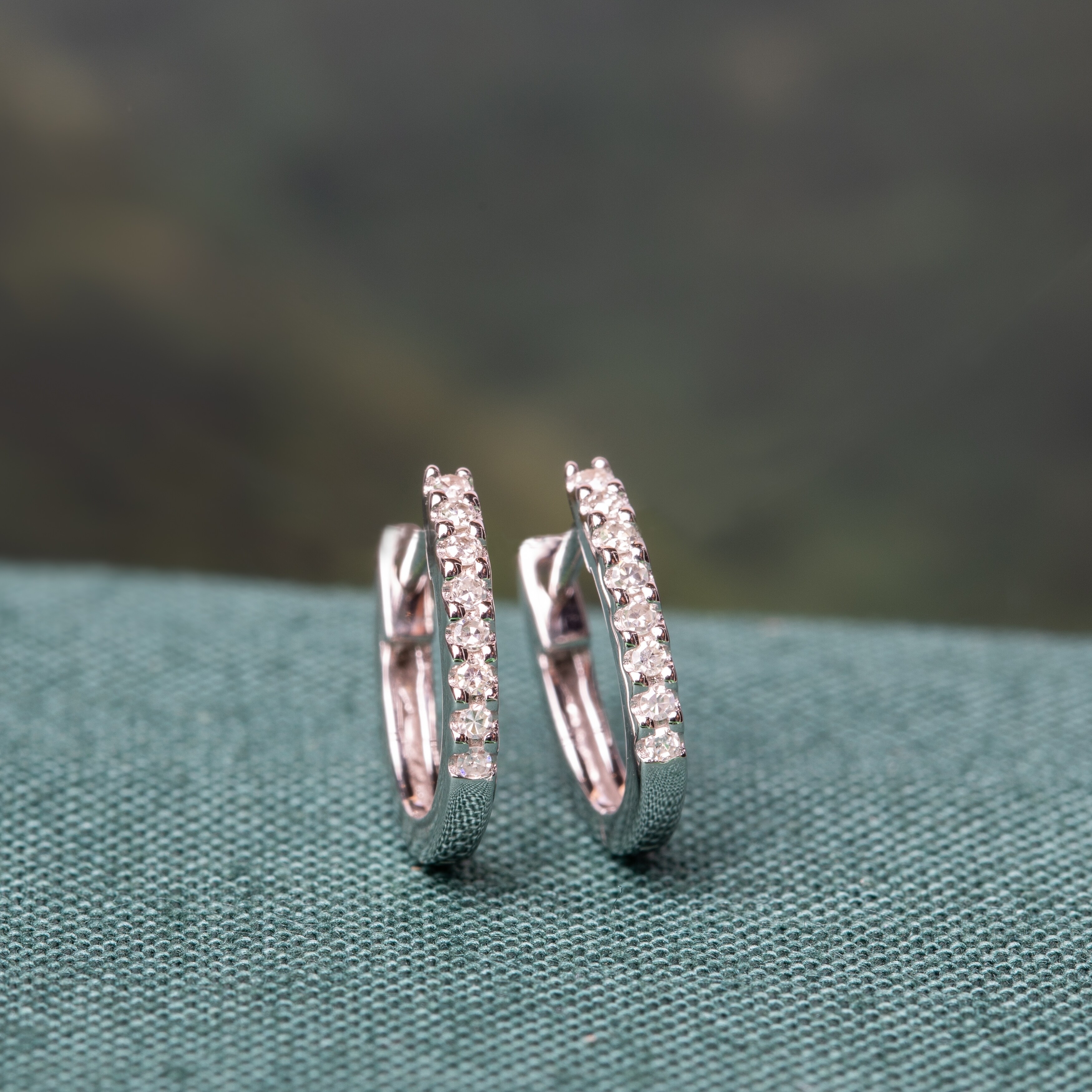 Miadora 10k White Gold 1 10ct Tdw Diamond Huggie Hoop Earrings Miadora 10k White Gold 1 10ct Tdw Diamond Huggie Hoop Earrings