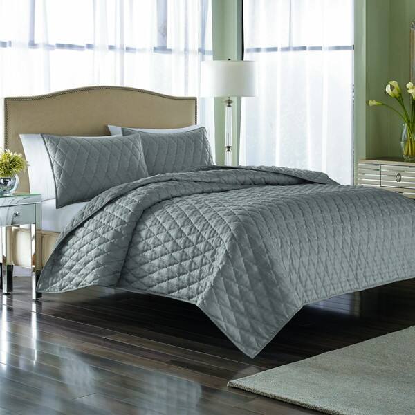 Shop Nicole Miller Serenity Steel 3 Piece Quilt Set Overstock