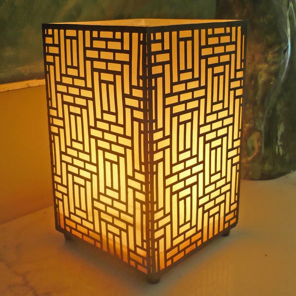 Handmade Ming Dynasty Alabaster Table Lamp (Egypt)
