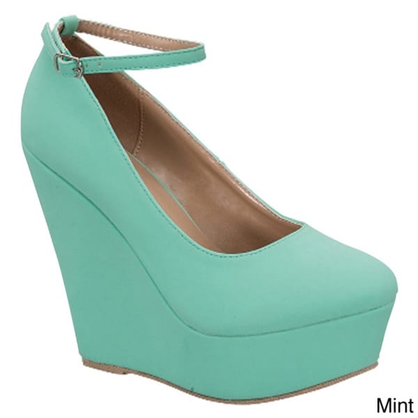 Delicacy Women's 'Trendy 29' Platform Wedges Wedges