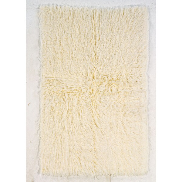 Linon Flokati Super Heavy Tan Area Rug - 9' x 12'