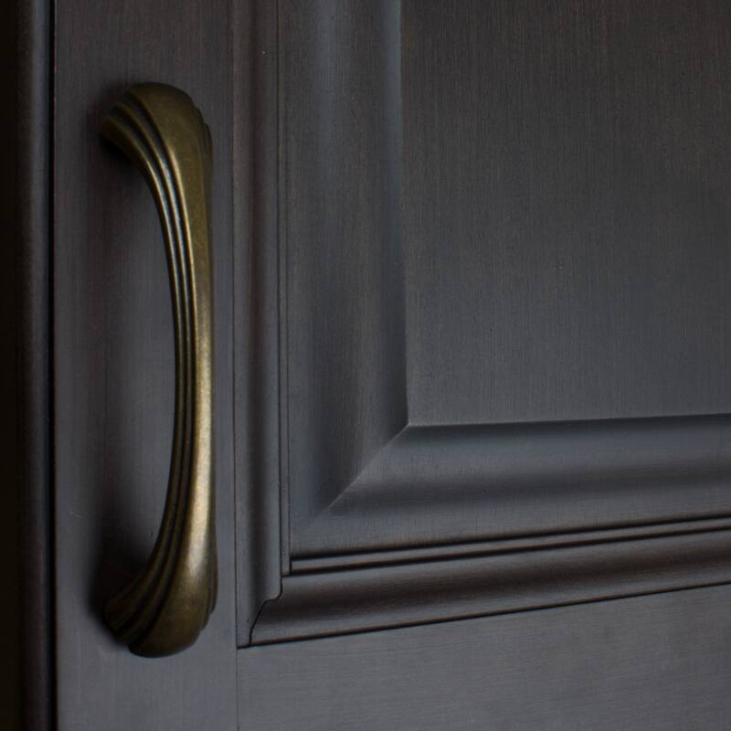 GlideRite 4.5-inch CC Antique Brass Shell Cabinet Pulls (Case of 10)