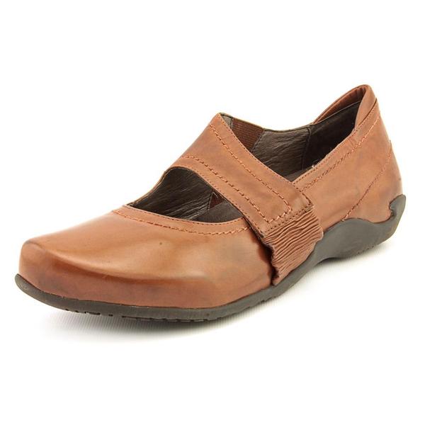 Shop Everybody By BZ Moda Women�s �Lamento� Leather Casual