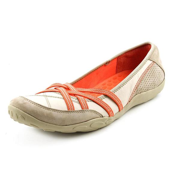 clarks women's narrow shoes