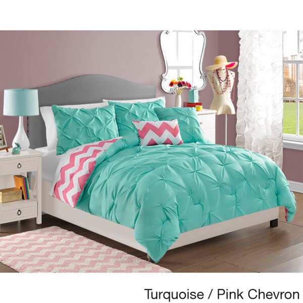 VCNY Chelsea Reversible Comforter Set