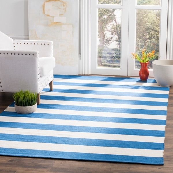 Safavieh Hand-woven Montauk Blue/ White Cotton Rug - 9' x 12'