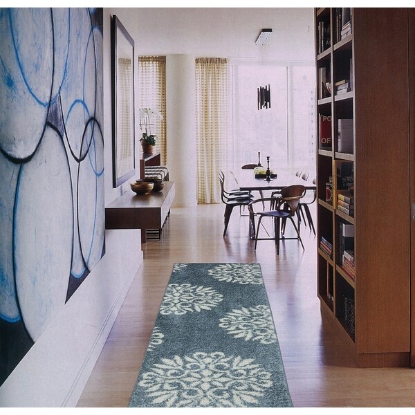 Shop Mohawk Home Huxley Exploded Medallions Area Rug 3 4 x 5 6
