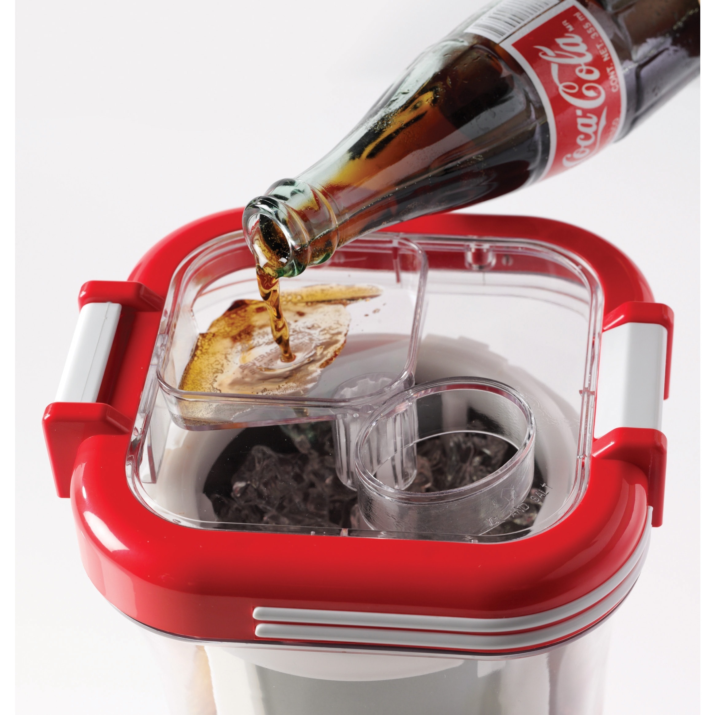 Nostalgia MLKS100COKE Coca-Cola Limited Edition Two-Speed Milkshake Maker -  Red/White - Retro Drink Maker with Powerful Mixer in the Frozen Drink  Machines department at