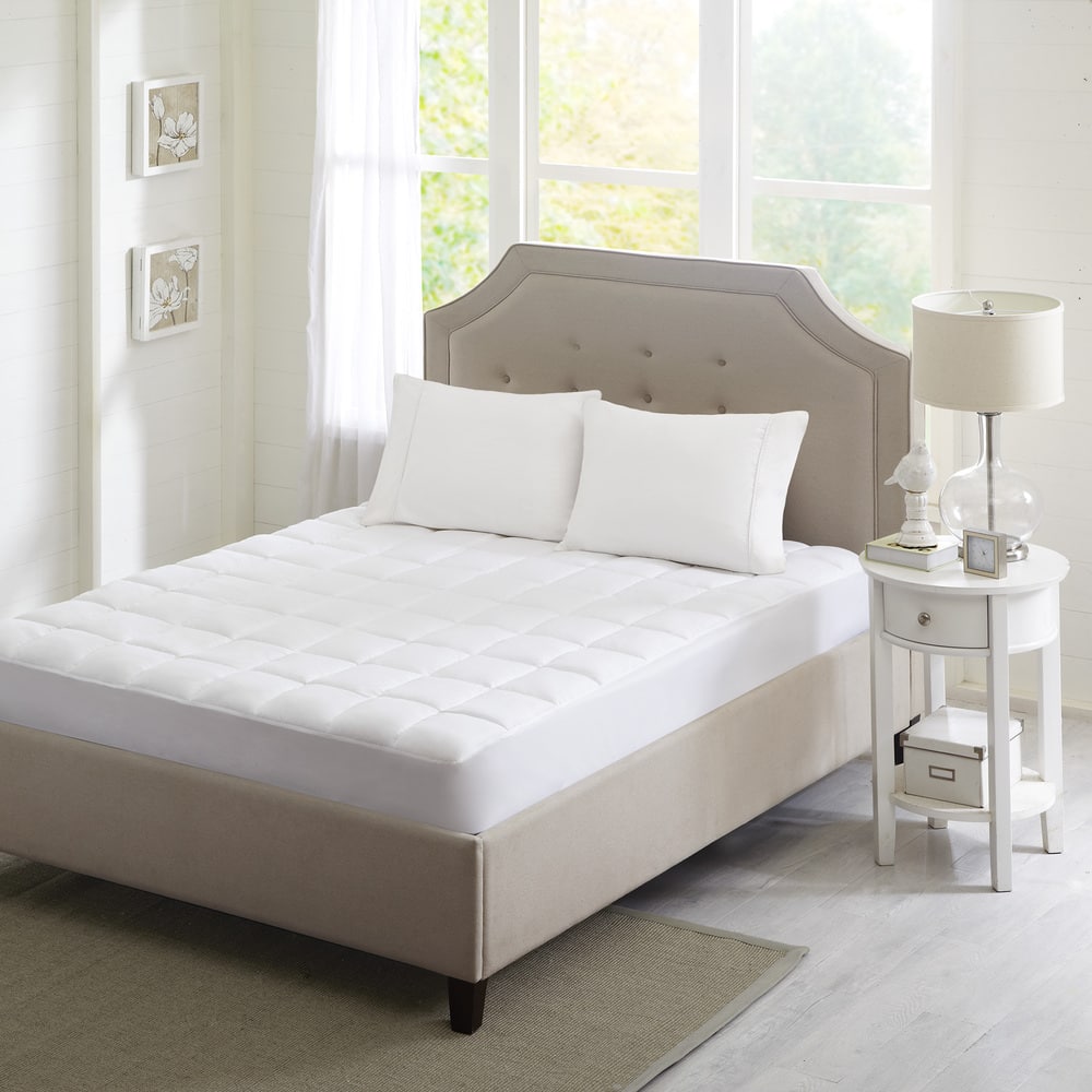 Montview 3M Scotchgard Microfiber Mattress Pad by Madison Park - White