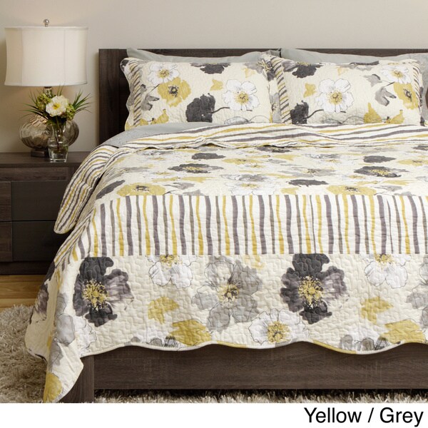 Grand Bazaar Flowers and Stripes 3-piece Quilt Set