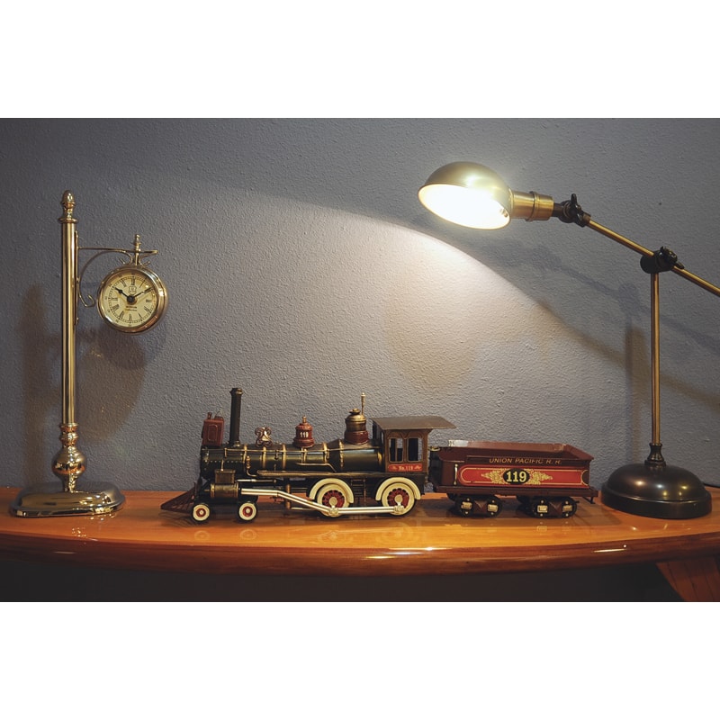 Union Pacific 1:24 Scale Model Steam Locomotive