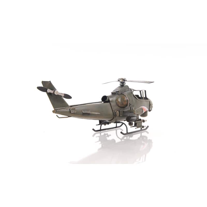 1960s US Attack Helicopter 1:46