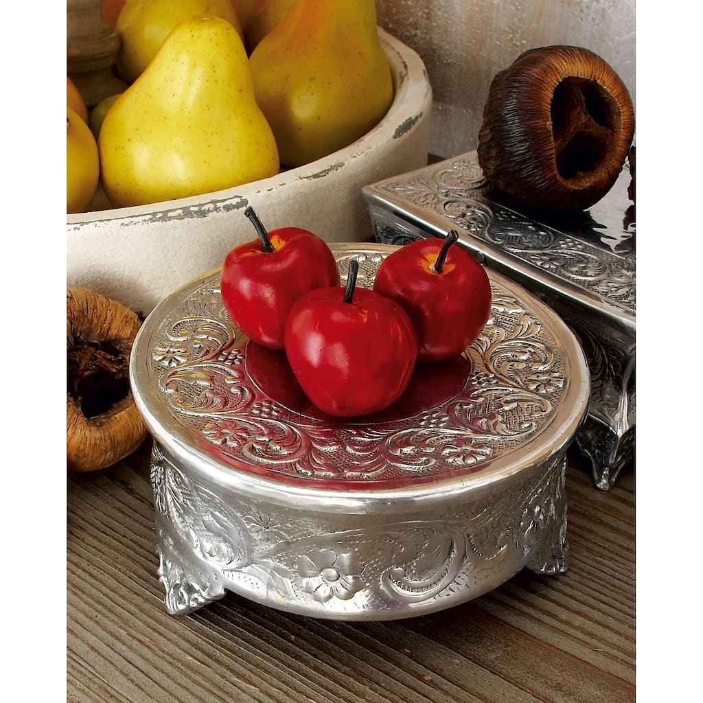 Silver Aluminum Traditional Cake Stand (Set of 4)