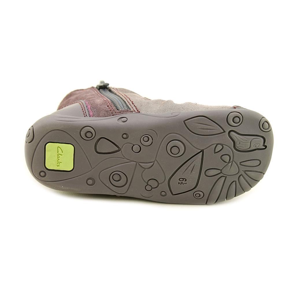 clarks girls shoes size 7