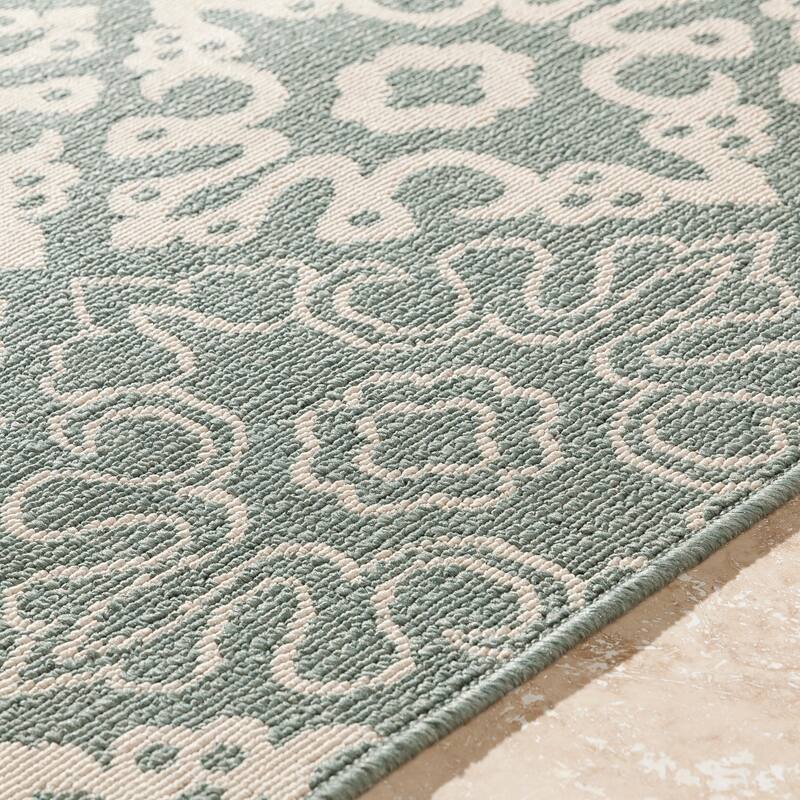 Artistic Weavers Olivia Transitional Medallions Indoor/Outdoor Area Rug