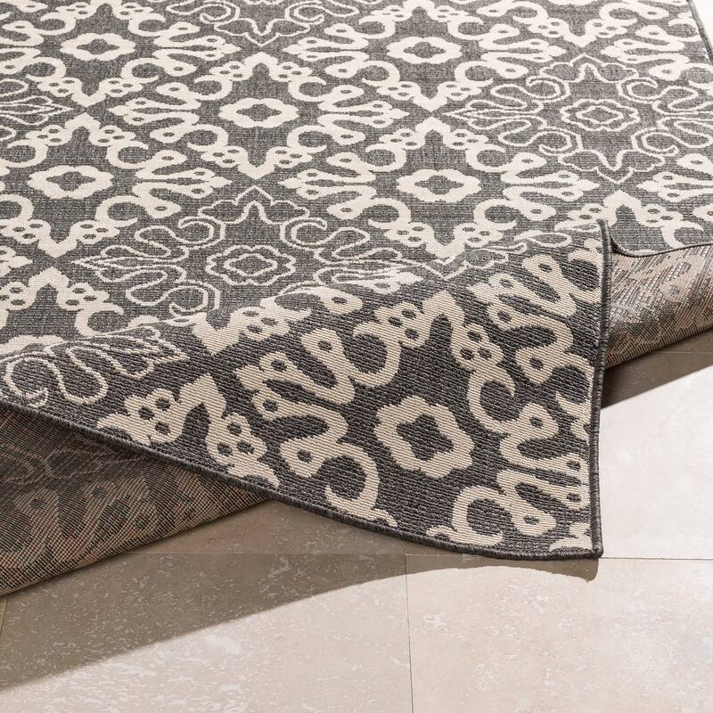 Artistic Weavers Olivia Transitional Medallions Indoor/Outdoor Area Rug