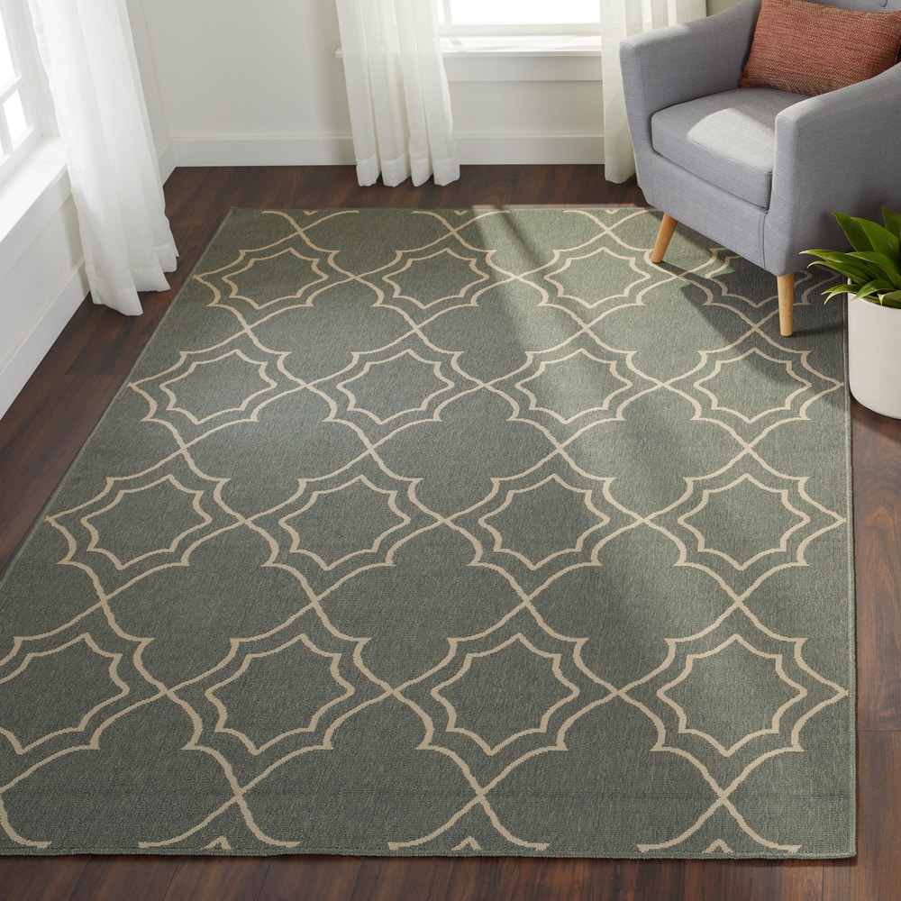 Livabliss Natasha Indoor/ Outdoor Transitional Trellis Area Rug