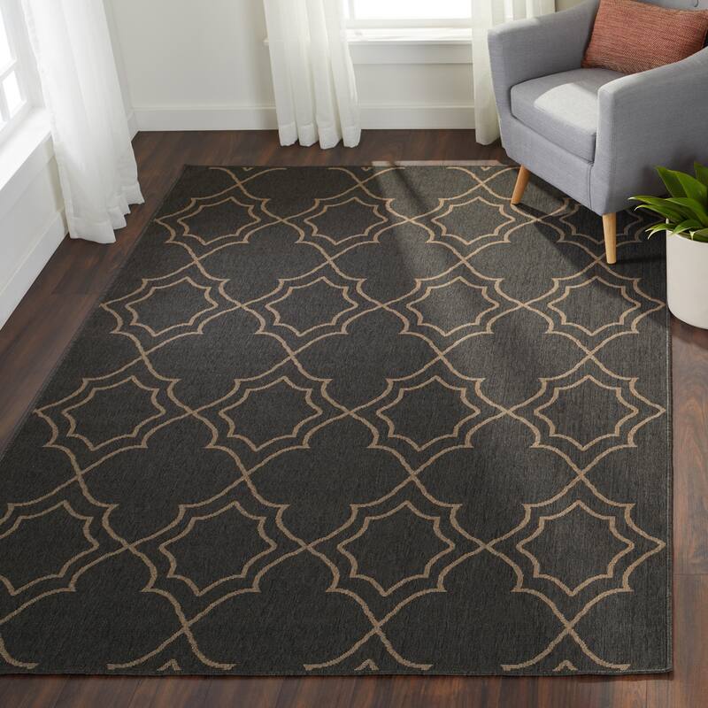 Livabliss Natasha Indoor/ Outdoor Transitional Trellis Area Rug