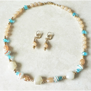 Palmtree Gems Safari Necklace and Earrings Set