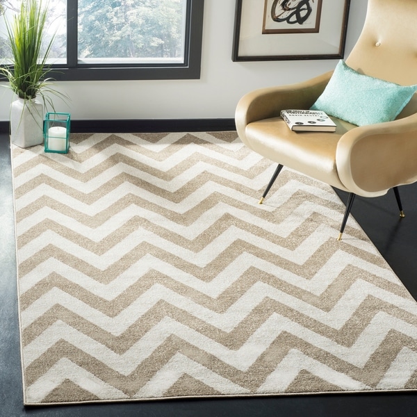 Safavieh Indoor/ Outdoor Amherst Wheat/ Beige Rug - 9' x 12'